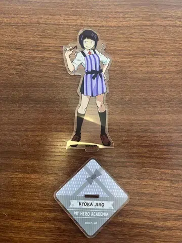 지로 쿄카 아크릴 스탠드