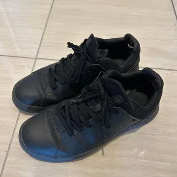 온 스니커즈 로저 어드밴티지 남성용