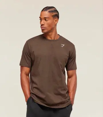 GYMSHARK 다크 브라운 티셔츠 M 사이즈