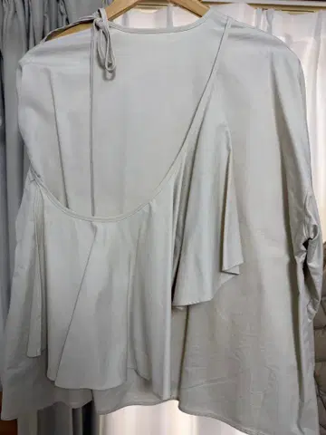 eaphi 상의 케이프 포함 Ivory Free size