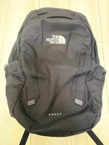 THE NORTH FACE VAULT 블랙 백팩