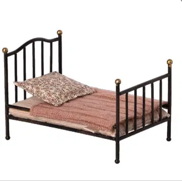 Maileg 메이 빈티지 침대 마우스