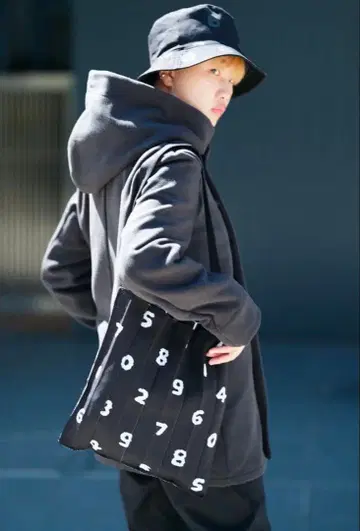 SOU SOU 요우소우 멜톤 푸드코트 S