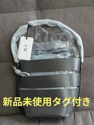 새상품 FCE 테크 레더 케이지 버킷 숄더백