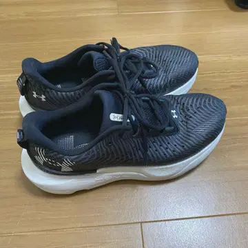 언더아머 INFINITE PRO 26cm 러닝