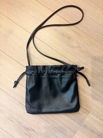 북유럽 생활 잡화점 가죽 숄더백