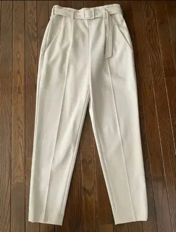새상품 BEIGE. 팬츠