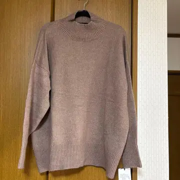 INTERPLANET 하이넥 오버사이즈 니트