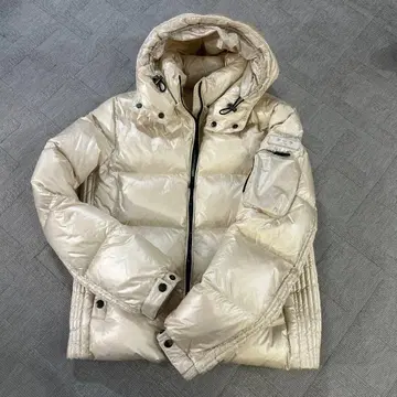 타트라스 벨보 아이보리 다운 자켓 사이즈 2