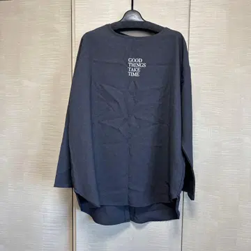 디니테코리에 티셔츠