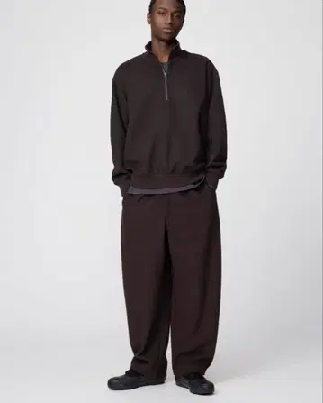 새상품 UNIQLO U 브러쉬드 맨투맨 와이드 팬츠 다크 브라운