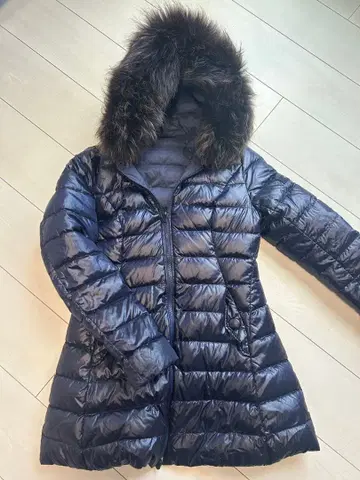 TATRAS 후드 부착 다운 자켓 블루