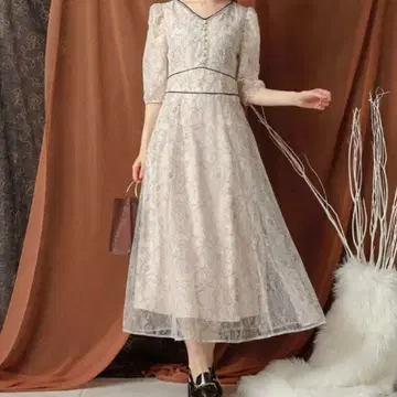 레이스 원피스 / Noela