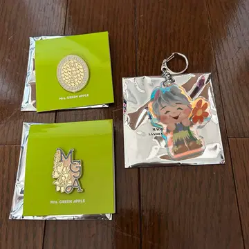 Mrs. GREEN APPLE 키링 핀 배지