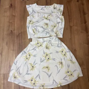 tocco closet 플라워 셋업