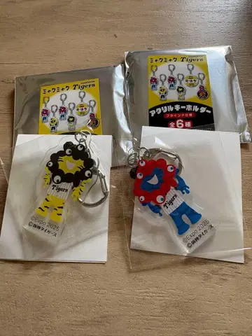 먀쿠먀쿠와 한신 타이거즈 콜라보 아크릴 키링 세트
