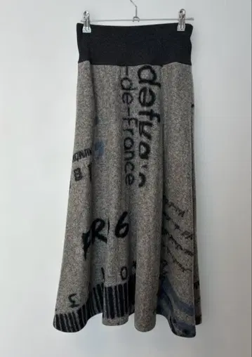 새상품급! 블루 퐁세 울 스커트 M 로고