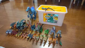 공룡 피규어 세트 30개 이상 수납 박스 포함