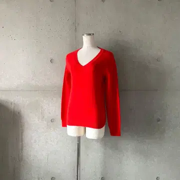 새상품급 유니클로 UNIQLO 캐시미어 100% V넥 스웨터 레드 XS