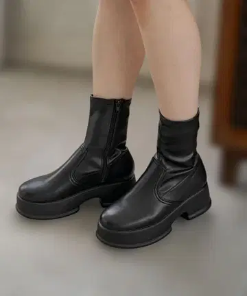 카스타네 kastane 볼륨 밑창 미들 부츠 22.5~23 A25261