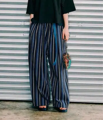 니코앤드 MODENORMCORE 멀티 스트라이프 팬츠 2 L 사이즈