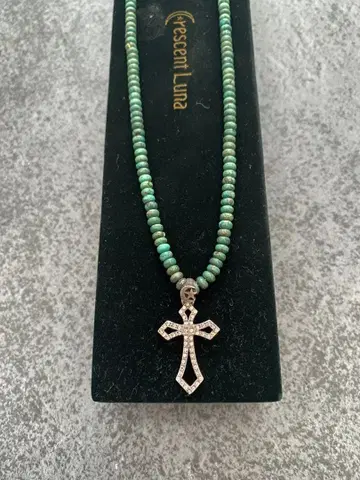 Crescent Luna 목걸이 [케이스 포함]