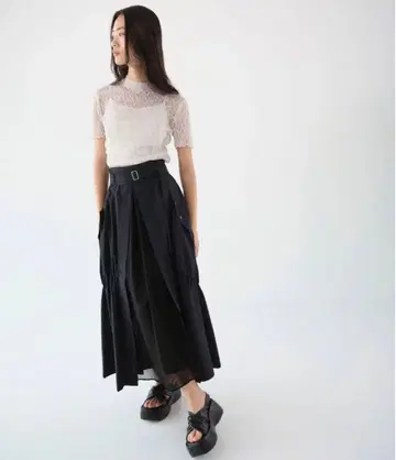 UNITED TOKYO 나일론 듀얼리티 개더 플레어 스커트 워셔블