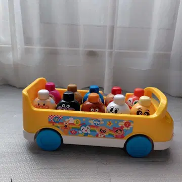 호빵맨 캐릭터 인형 버스