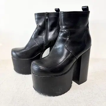 컨디션 최상 YOSUKE 요스케 통굽 숏부츠 사이드 지퍼 24.5cm