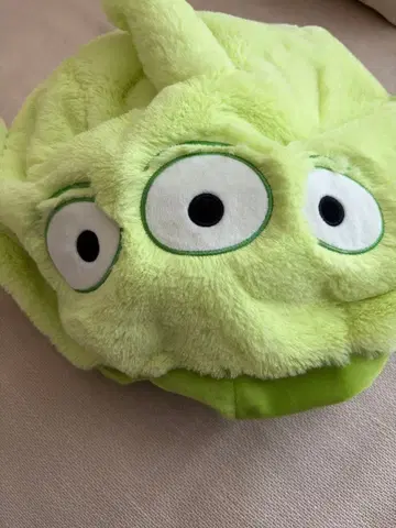 리틀 그린멘 모자