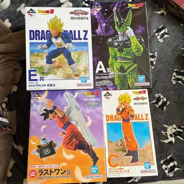 드래곤볼 Z 셀 편 피규어 4점 묶음 판매 MASTERLISE