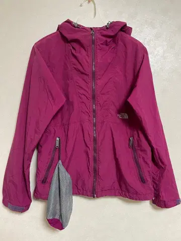 THE NORTH FACE 윈드브레이커