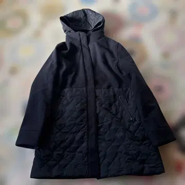 Decoy more 하이브리드 코트 퀼팅 이소재 절개