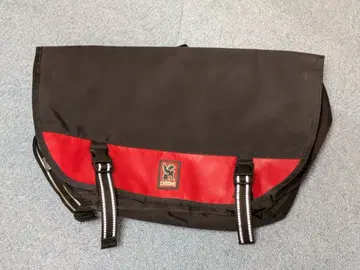 CHROME 메신저 백 블랙/빨간색