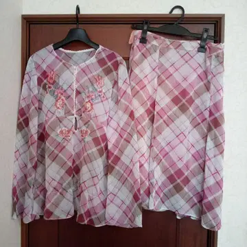 월드 DeDanae 듀다나에 셋업