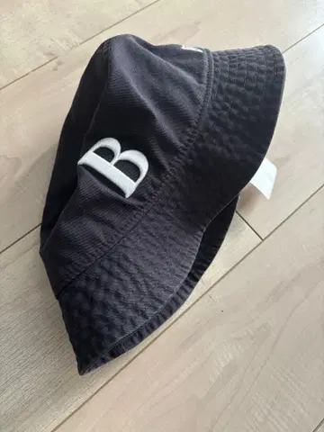 BARNEYS 버킷햇 블랙 M