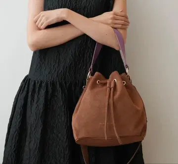 미사용 새상품 HINC NUNC 버킷백 브라운 & 퍼플