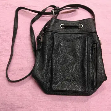 LAZY SUSAN 레이지 수잔 블랙 복조리 숄더백 스마트폰