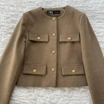 SNS에서 인기 ZARA 노카라 자켓 골드 버튼