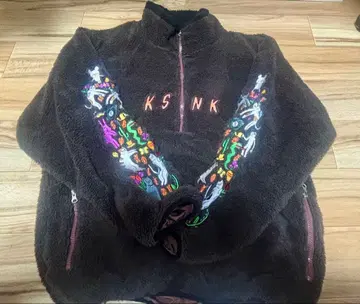 큐소네코가미 하프 지퍼 플리스