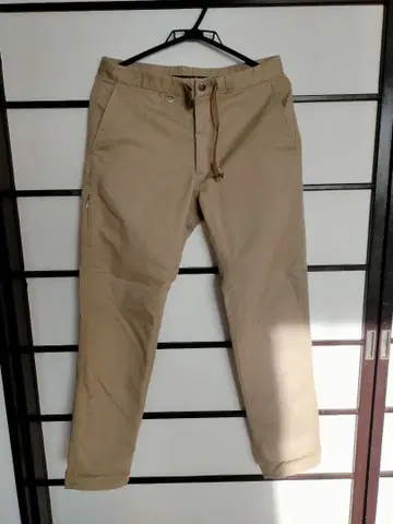 THE NORTH FACE 베이지 치노 팬츠