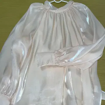 블라우스 핑크 (광택 있음)