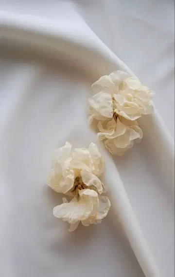 flua 플라워 디자인 귀찌