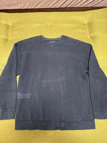 GUESS 네이비 맨투맨 L 사이즈