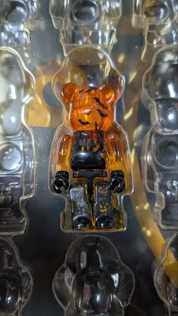 새상품급 베어브릭 할로윈 2014