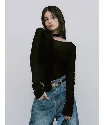 [새상품급] 플로키 프린트 2way 상의 FRAY I.D