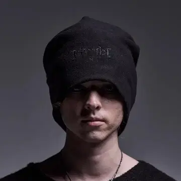 새상품 kiryuyrik 히트텍 저지 프론트 자수 로고 캡