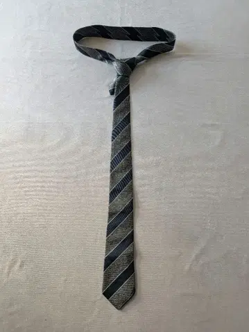 브루넬로쿠치넬리 25 봄/여름 실크 100% 내로우 타이