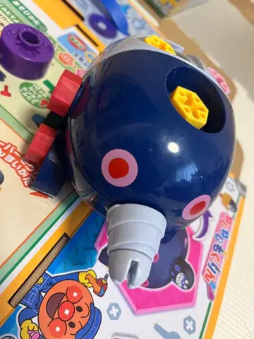 나사나사 모그린