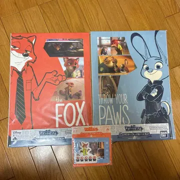 미사용 미개봉 새상품 주토피아 제일복권 포스터 2장 카드&씰 세트